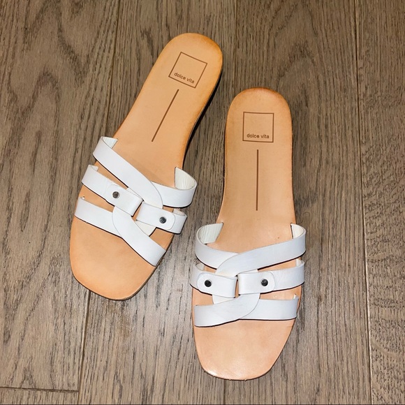 Dolce Vita Cait Slides - Picture 9 of 12